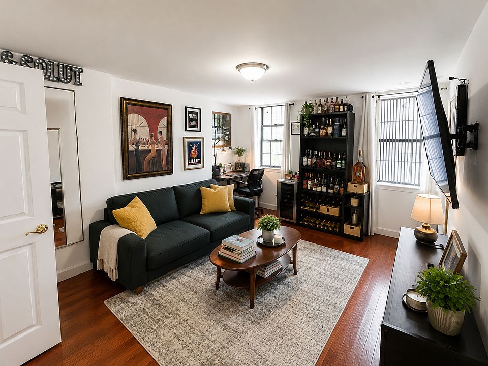 1st image of 325 1st Ave APT 2R