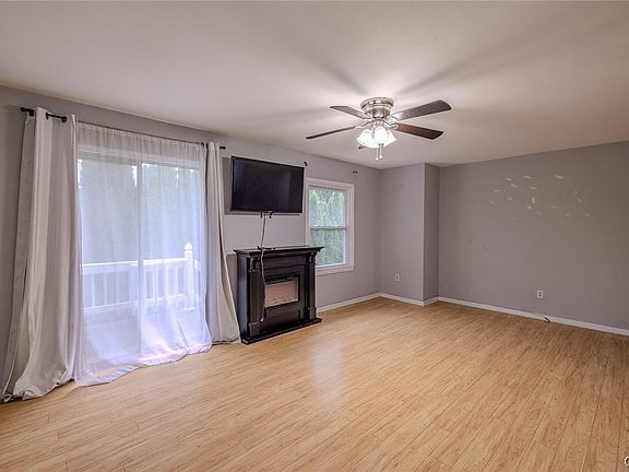 5th image of 200 Woodgate Rd