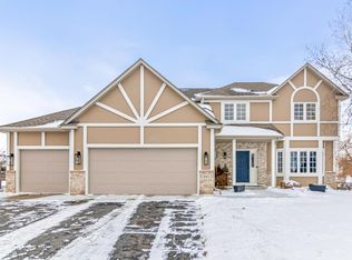 661 Adam Ct, Carver, MN 55315