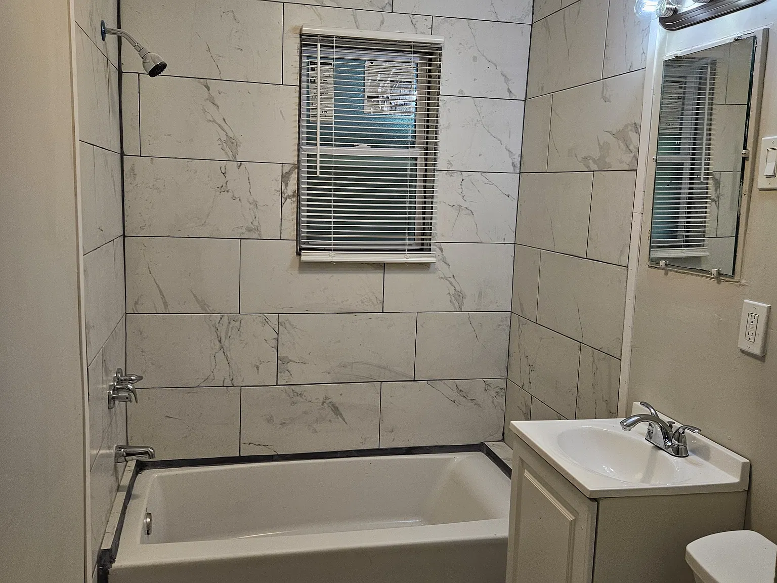 1176 East 13th Street - 1 — Photo 3