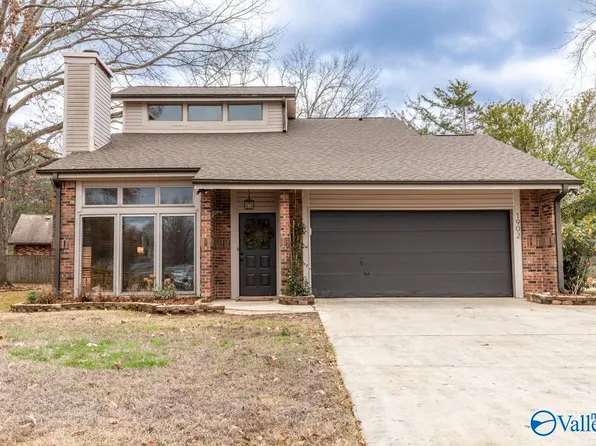 1902 Helmsdale Cir SE, Huntsville, AL 35803