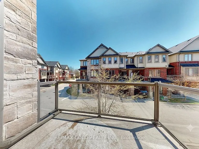 4 Bird Ln — Photo 19