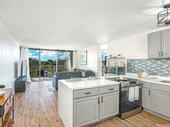 95-2057 Waikalani Pl APT C401, Mililani, HI 96789