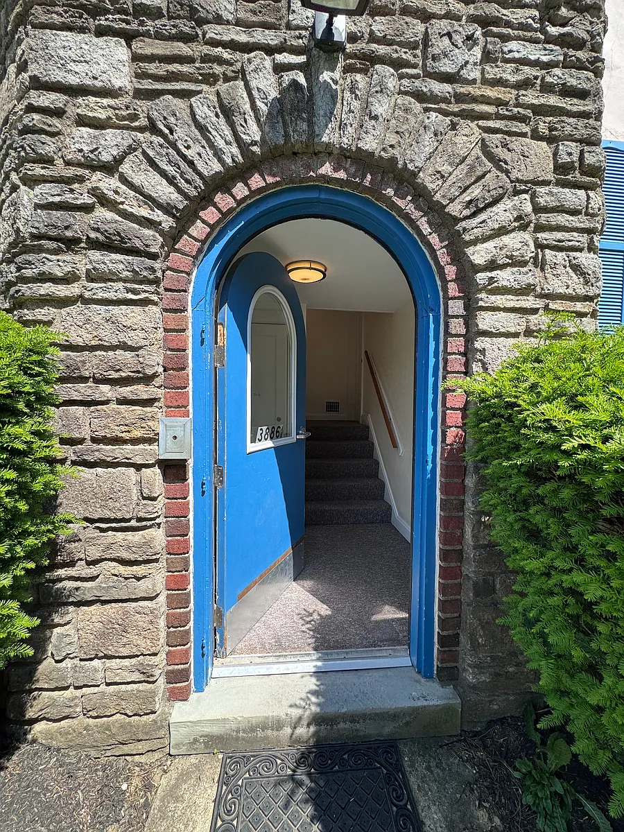 Building Photo - 3886 Homewood Rd