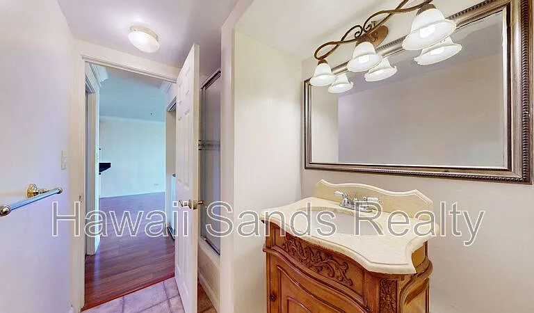 1617 Keeaumoku St #508 — Photo 14