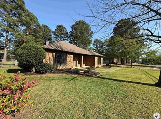 3102 Woodland Rd, Texarkana, AR 71854