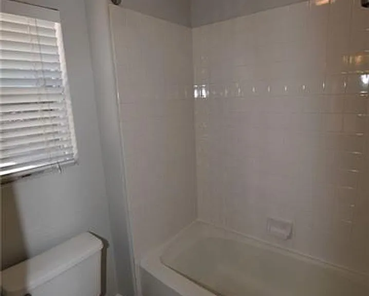 2111 Fountain Springs Dr — Photo 21