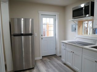 429 Wells Ave N #B, Renton, WA 98057