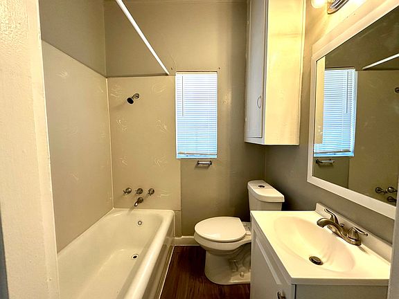 4th image of 1290 26th Ave APT 22