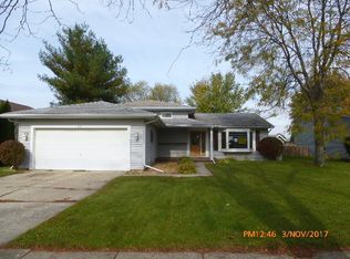 217 Bastian Dr, Sugar Grove, IL 60554