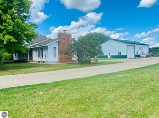 10675 S Blair Rd, Ashley, MI 48806