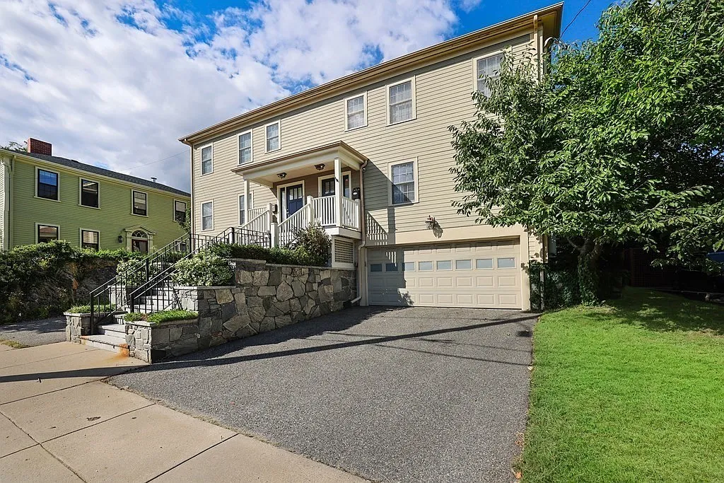 Building Photo - 39 Bynner St #39