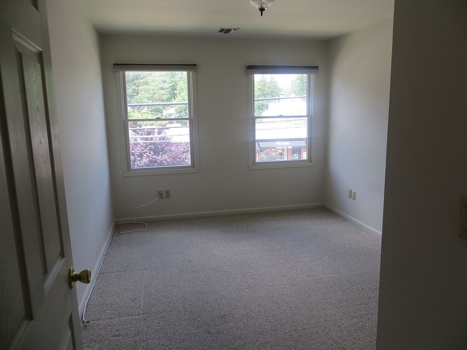 2nd image of 400 Millburn Ave