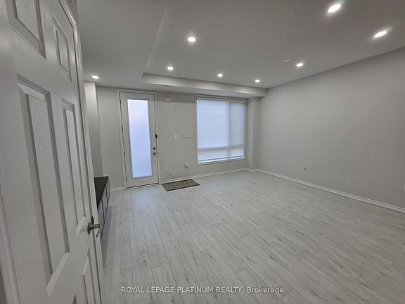 3rd image of 30 Woodstream Dr