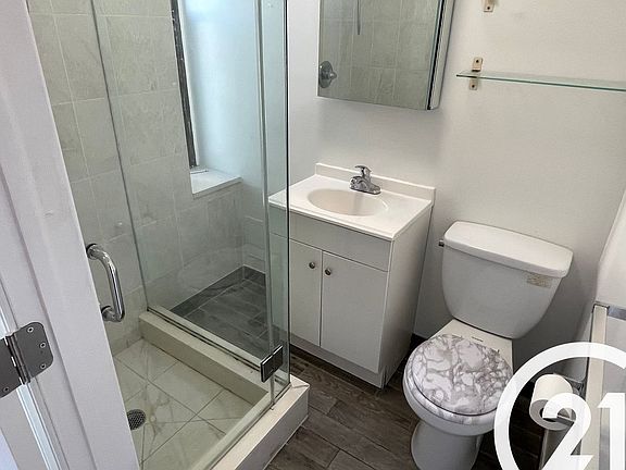 4th image of 3121 Ditmars Blvd APT 2