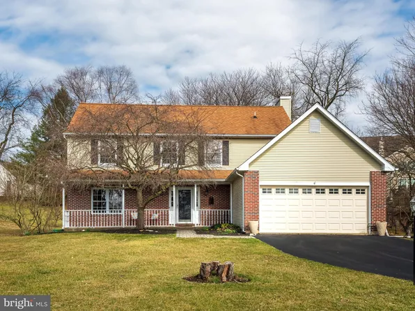 132 N Lynwood Ln, Exton, PA 19341