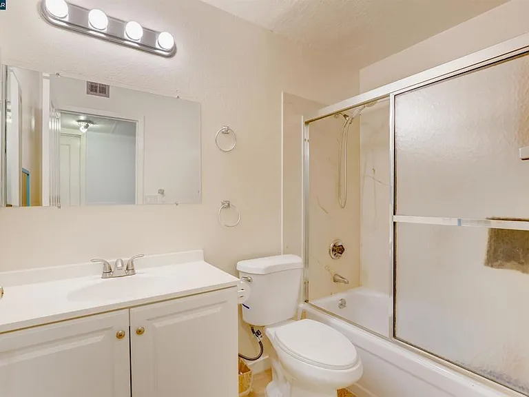 9085 Alcosta Blvd #409 — Photo 13