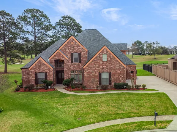 106 Augusta Dr, Broussard, LA 70518