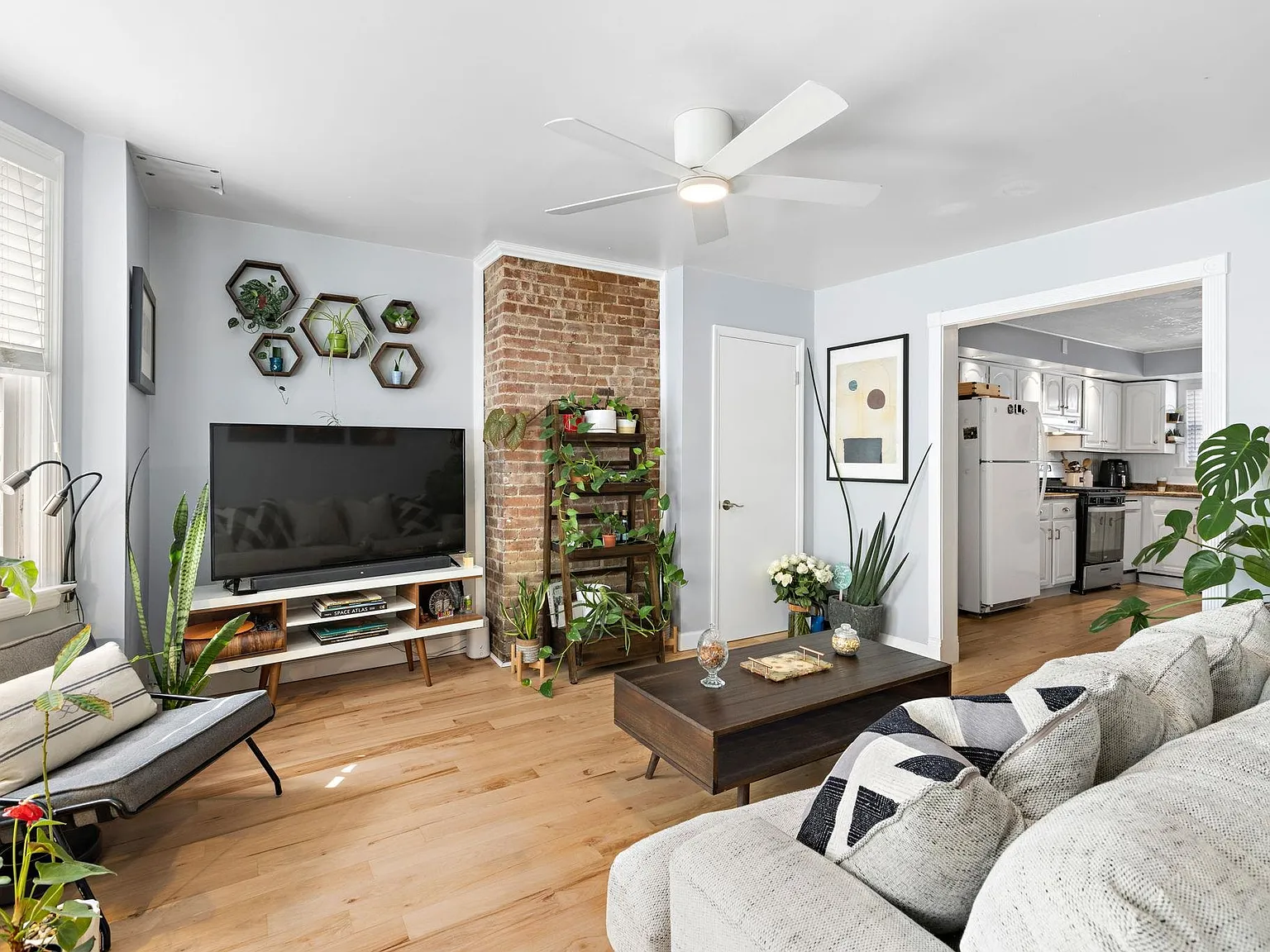 2 bed, 1.0 bath, $3,499 — Photo 1