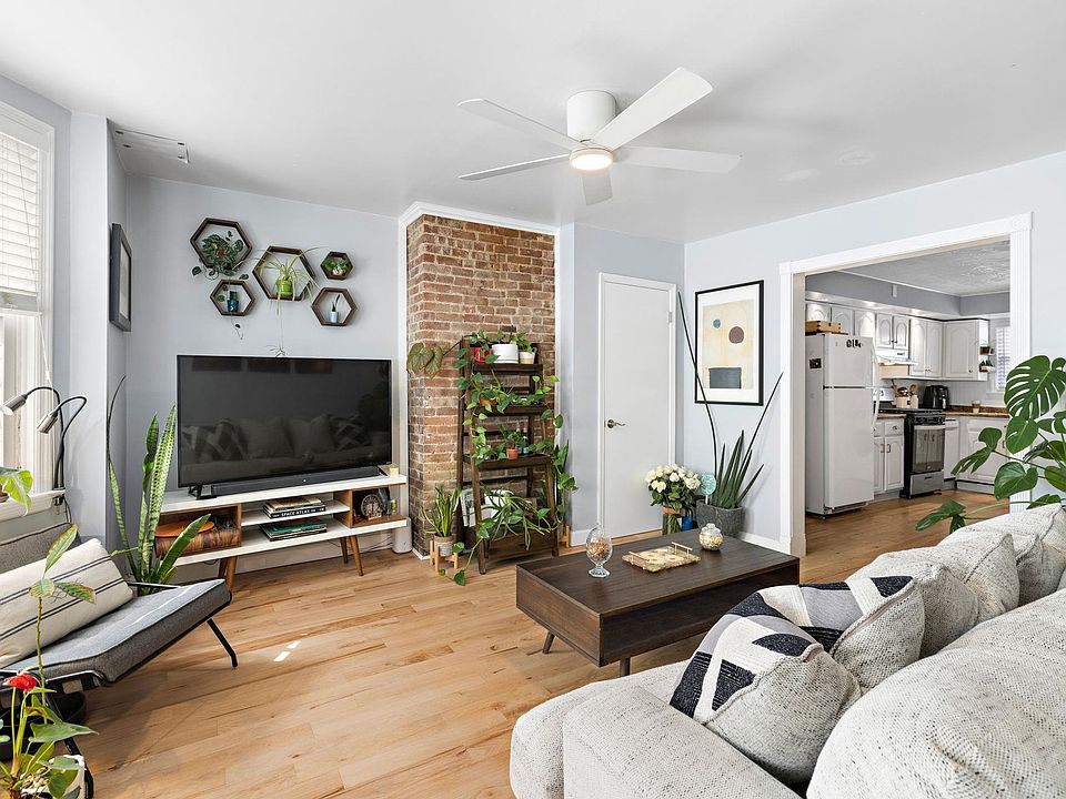 1st image of 210 Adams St #3