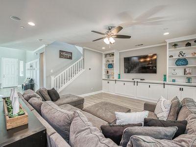 1697 Whiteash Ave, Clovis, CA, 93619