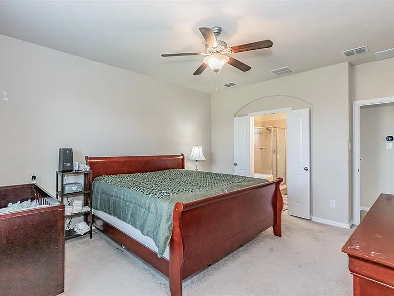 11621 Parade Dr — Photo 18