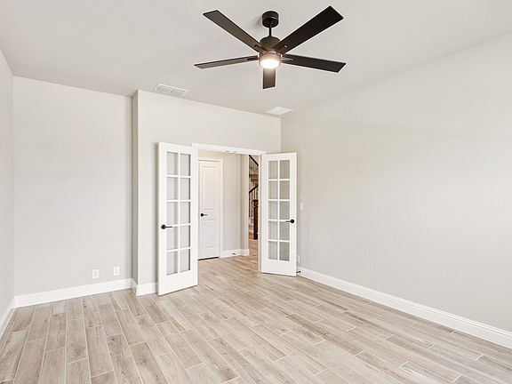 7th image of this home