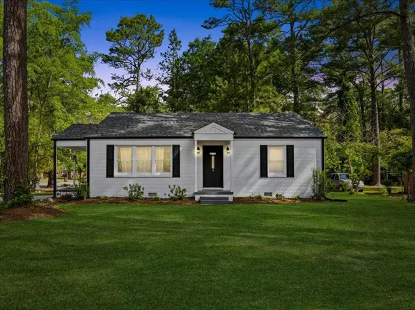 1800 Rosewood Ave, Rocky Mount, NC 27801