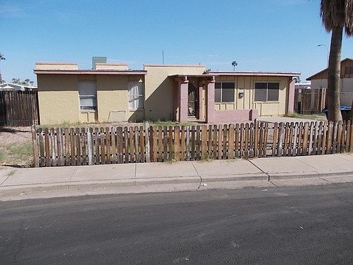 1st image of 724 W Inglewood St