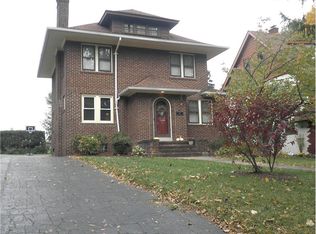 218 Seymour Rd, Rochester, NY 14609