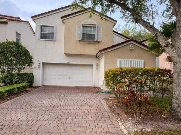7558 NW 17th Dr, Pembroke Pines, FL 33024