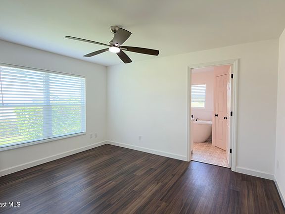 5th image of 1837 Ardmore St NE #1837