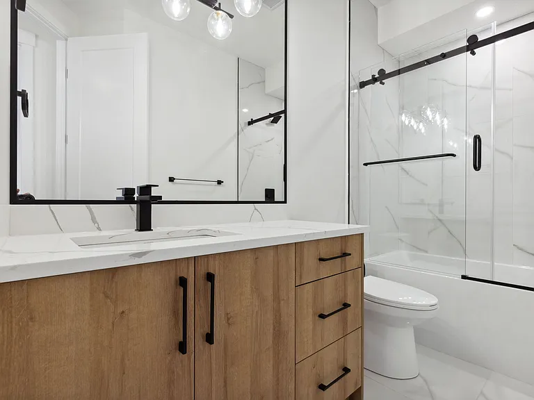 33 Harvard St NW #UPPER — Photo 10
