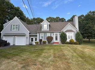 4 Teardrop Cir, Hudson, NH 03051