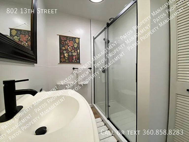 802 13th St — Photo 11