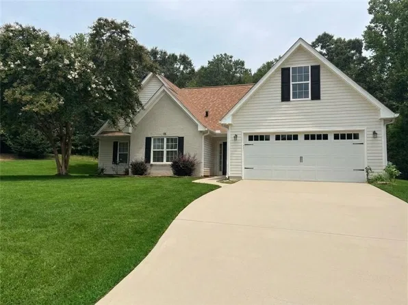 3720 Scotland Ln, Snellville, GA 30039