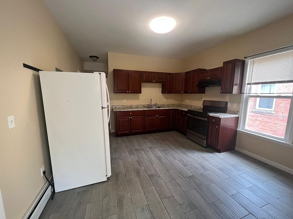 Beautiful renovated kitchen