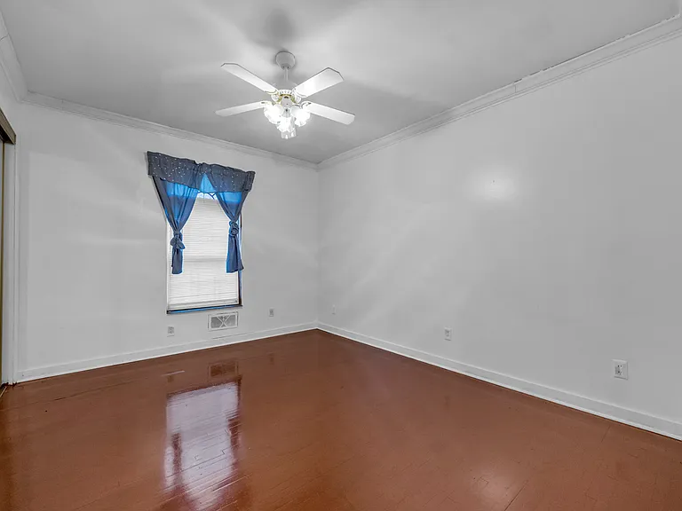2221 Avenue W #26 — Photo 6