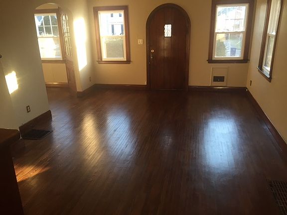 4th image of 2629 Northwood Ave