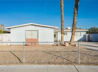 300 N Wallace Dr, Las Vegas, NV 89107