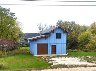 1105 Locust Rd, Decorah, IA 52101