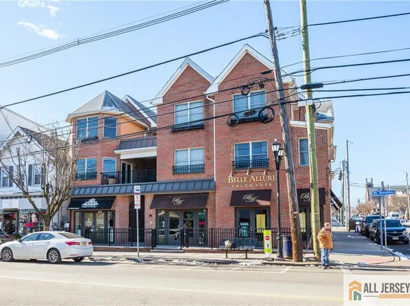 112 N Broadway APT B, South Amboy, NJ 08879