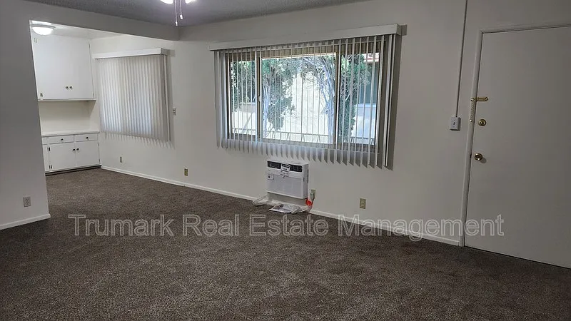2 bed, 1.0 bath, 800 sqft, $2,250 — Photo 4