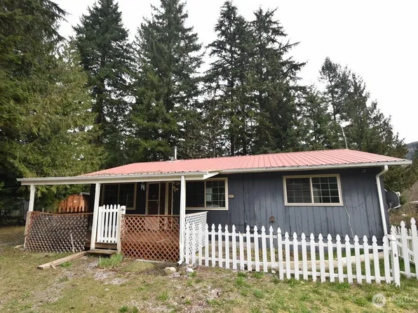 6250 Juniper Lane, Maple Falls, WA 98266