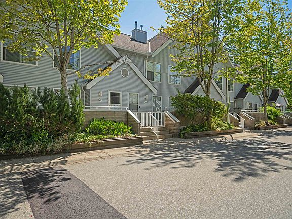 2nd image of 13706 74th Ave #41