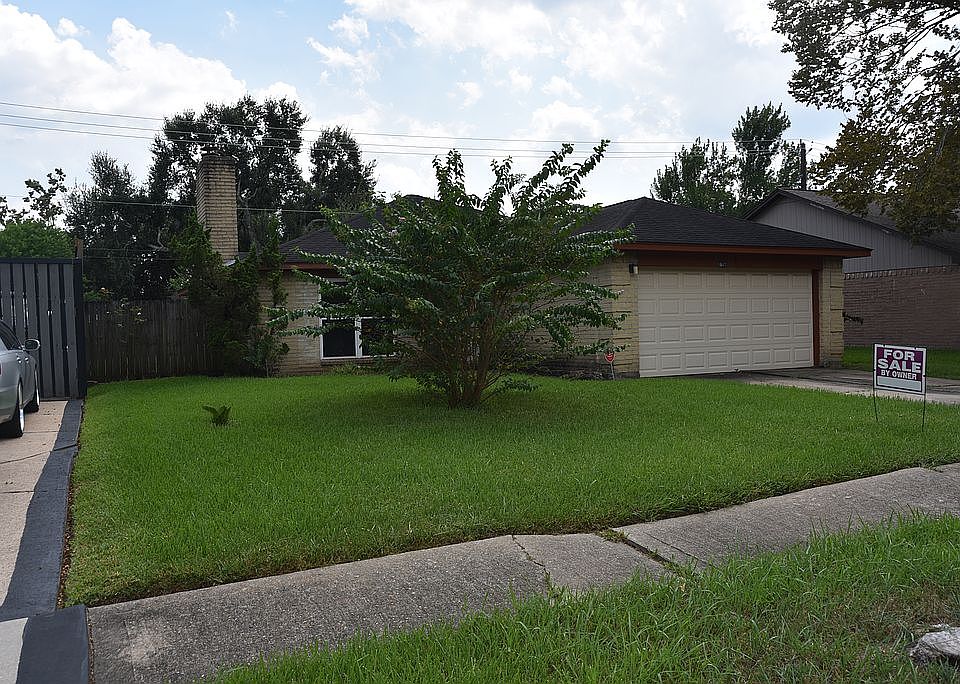 1st image of 6647 Villarreal Dr