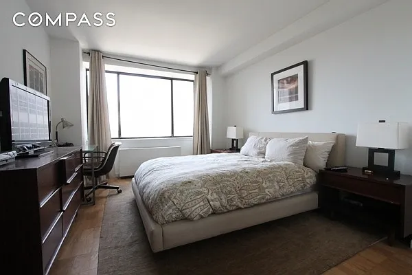 Rented by Compass | media 22