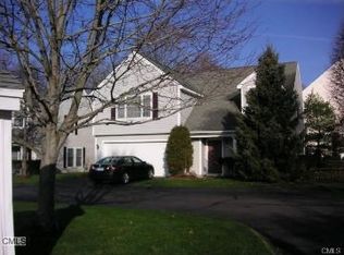 32 Village Ct, Wilton, CT 06897