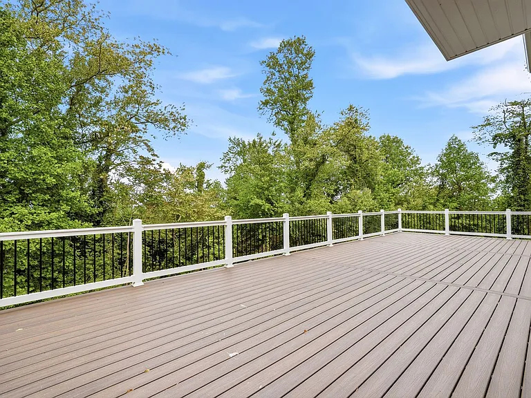 5116 Shore Dr — Photo 62