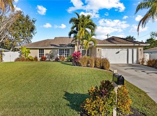 1217 NE 14th Ave, Cape Coral, FL 33909